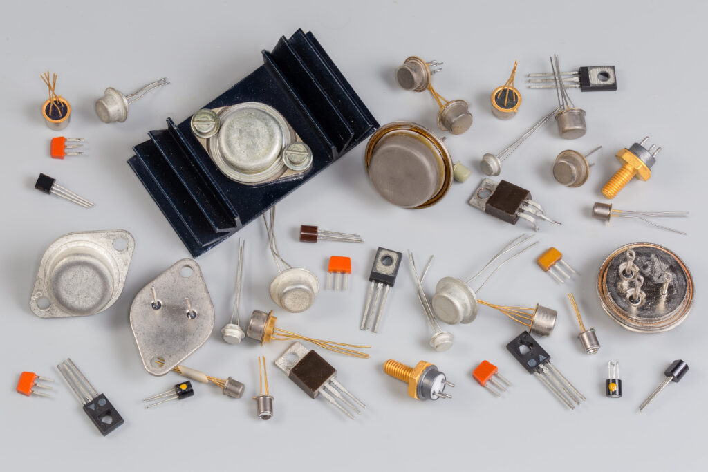 レガシー半導体は死なず　なぜ今求められるのか？