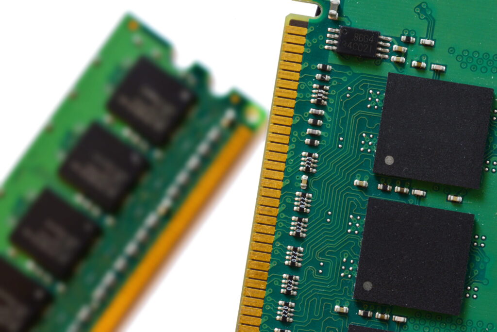 レガシー半導体の値上がりが止まらない理由とは？