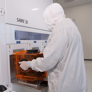 次世代先端パッケージングを支えるLam Researchの「SABRE 3D」